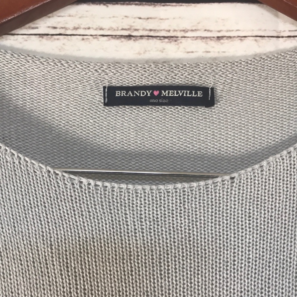 Brandy Melville sweater - Picture 3 of 5
